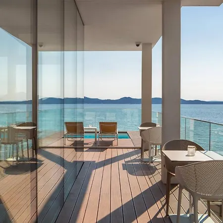 公寓 Dedaj - Tina 扎达尔