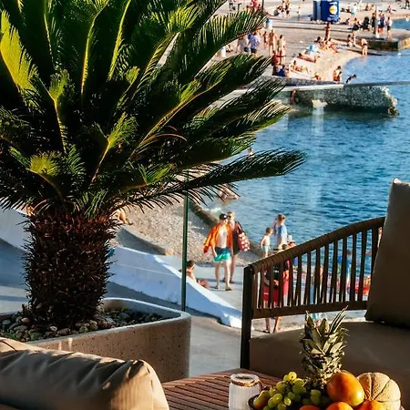 Dedaj - Tina 公寓 *