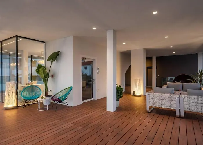 Dedaj - Tina 아파트