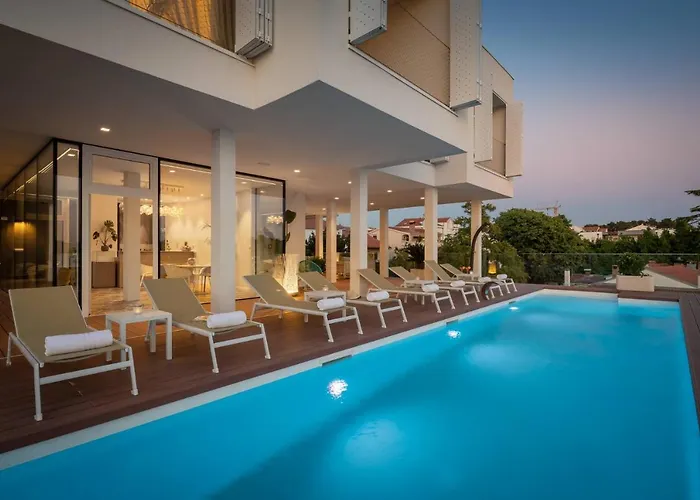 Dedaj - Tina 아파트 자다르