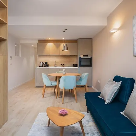 Dedaj - Tina Apartman *