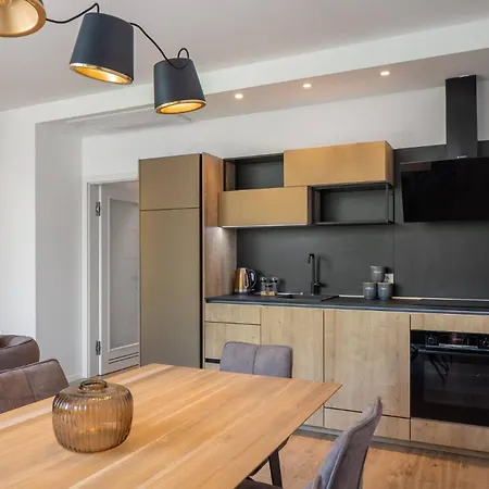 Dedaj - Tina Apartman Zára