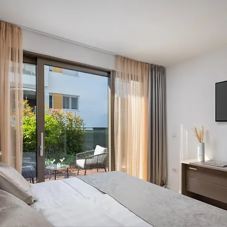 Apartman Dedaj - Tina
