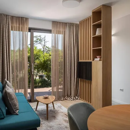 Dedaj - Tina Apartman *